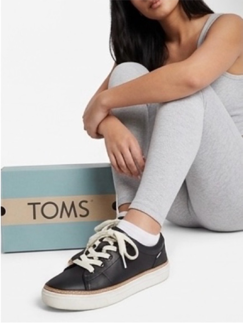 TOMS Alex Black Leather Sneakers with White Laces and White Sole Size 8.5 - Picture 10 of 10